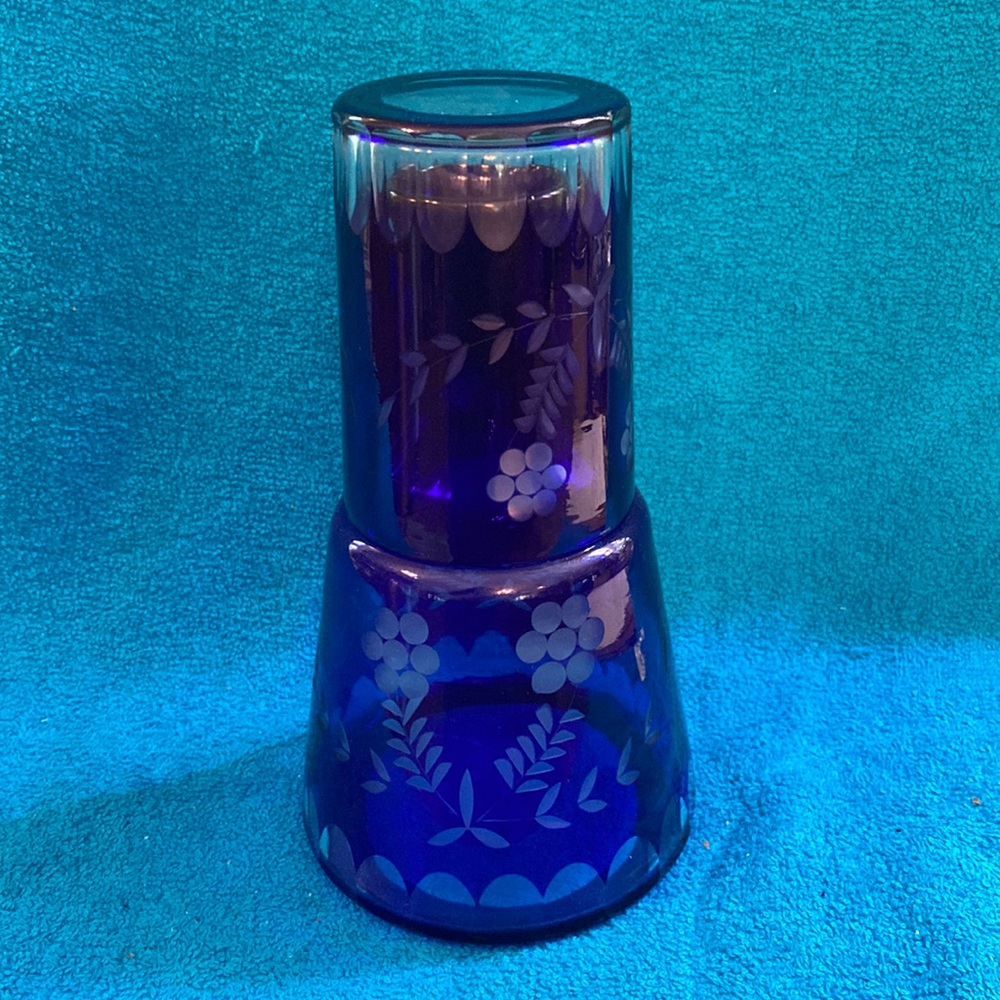 Vintage colbalt blue cut to clear glass tumble up / carafe & tumbler c-7